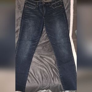 Womens Abercrombie and Fitch super skinny mid rise size 29/8